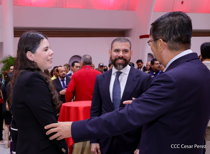 REPUBLICA-POPULAR-CHINA--(81)