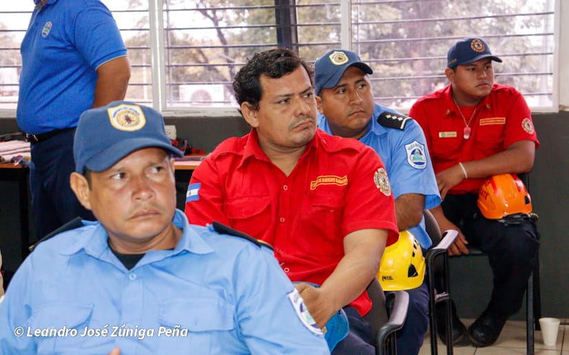 BOMBEROS4