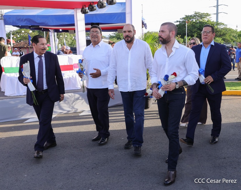 Homenaje-Salvador-Allende--(3)