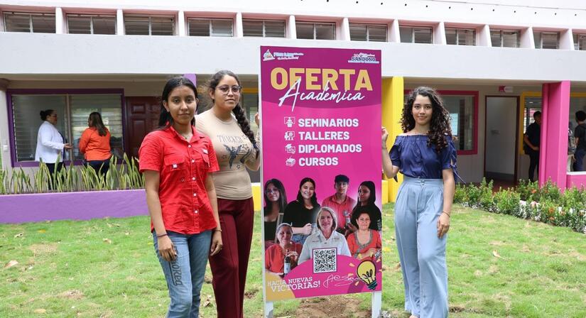 Universidad-La-Sandino-6