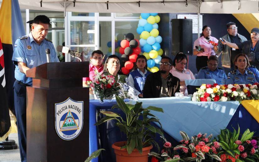 POLICIA13