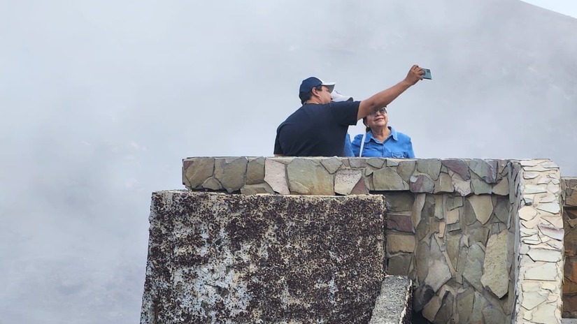 VOLCAN-(10)