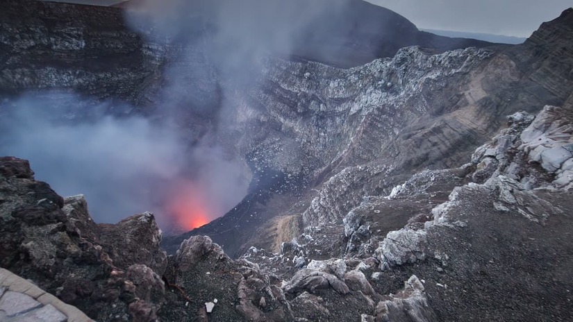 VOLCAN-(8)