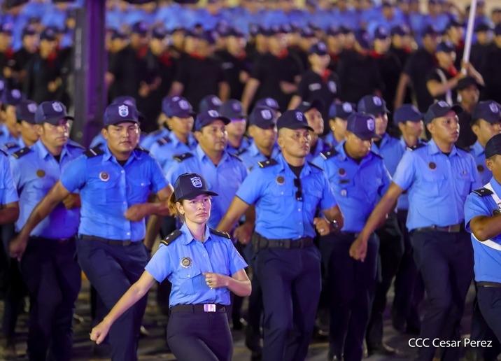 POLICIA13