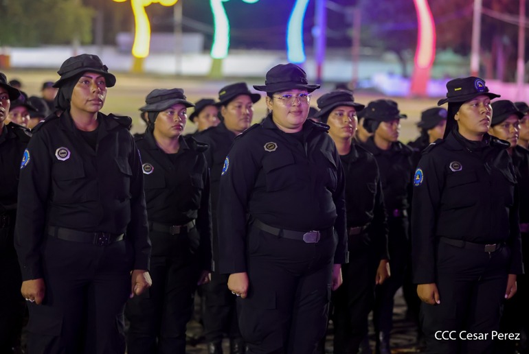 POLICIA16
