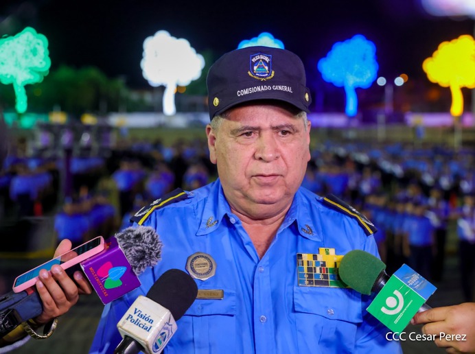 POLICIA7