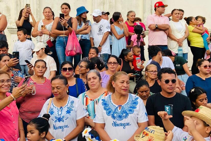 HUIPIL10