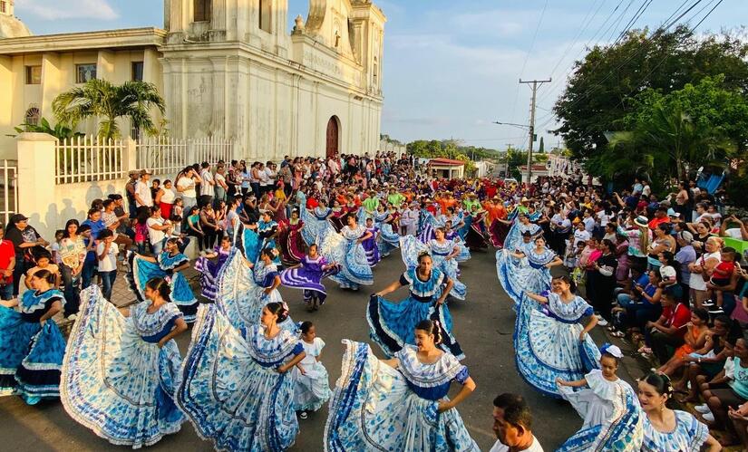HUIPIL14
