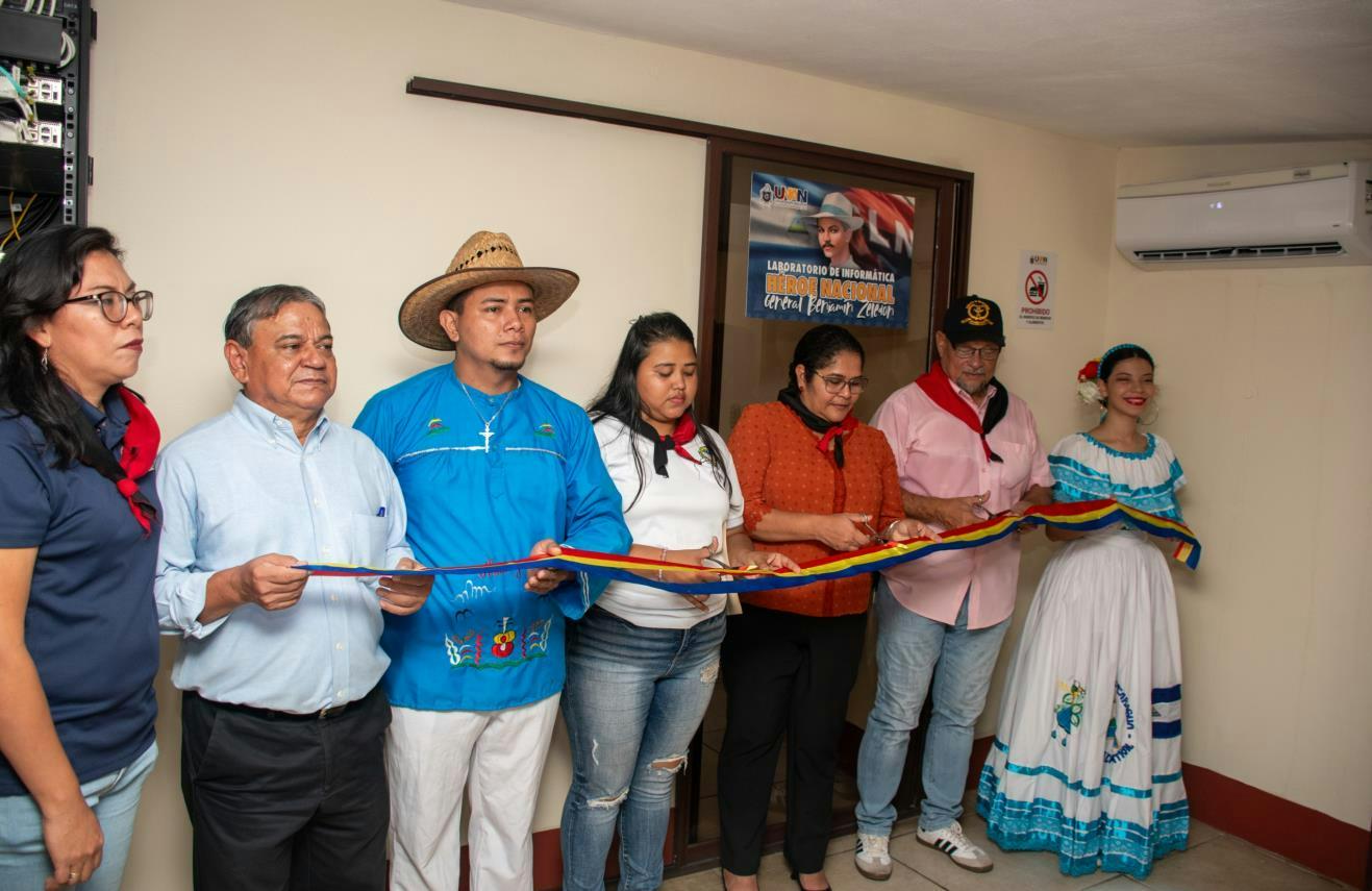 UNAN-LEON8