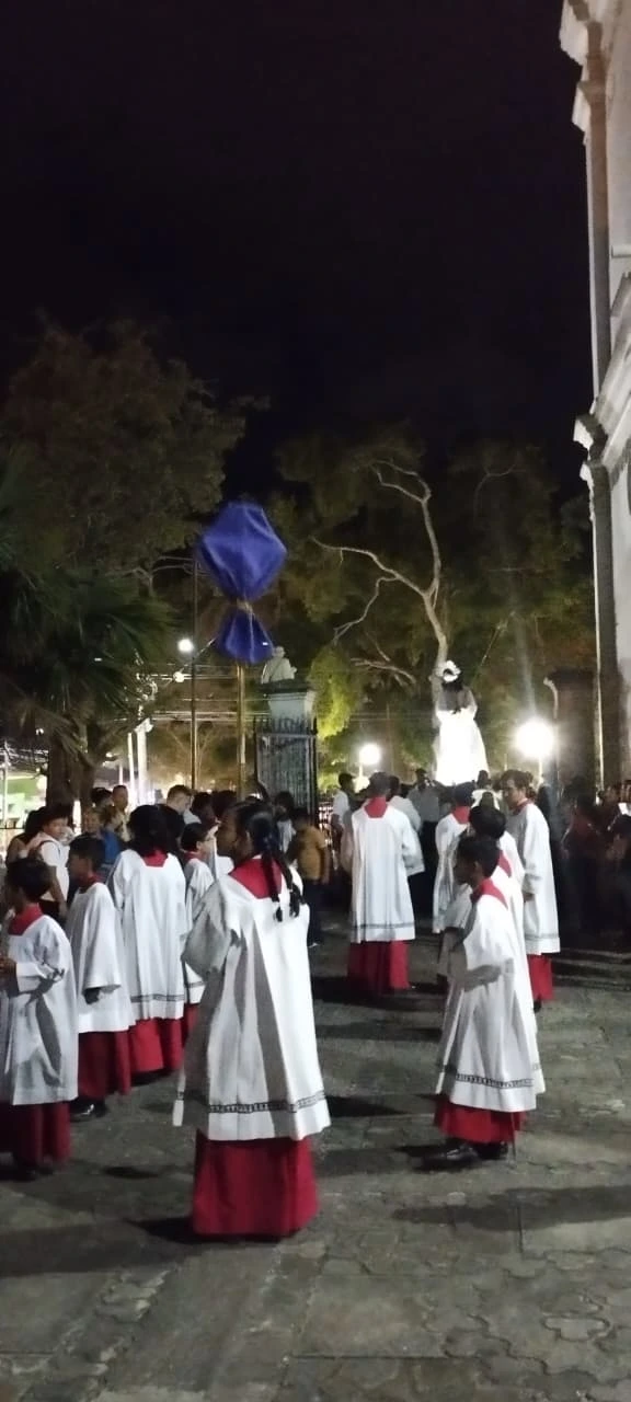 SILENCIO-(12)