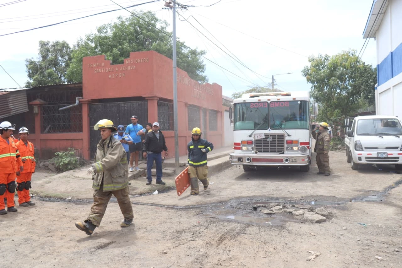 BOMBEROS14_14_11zon