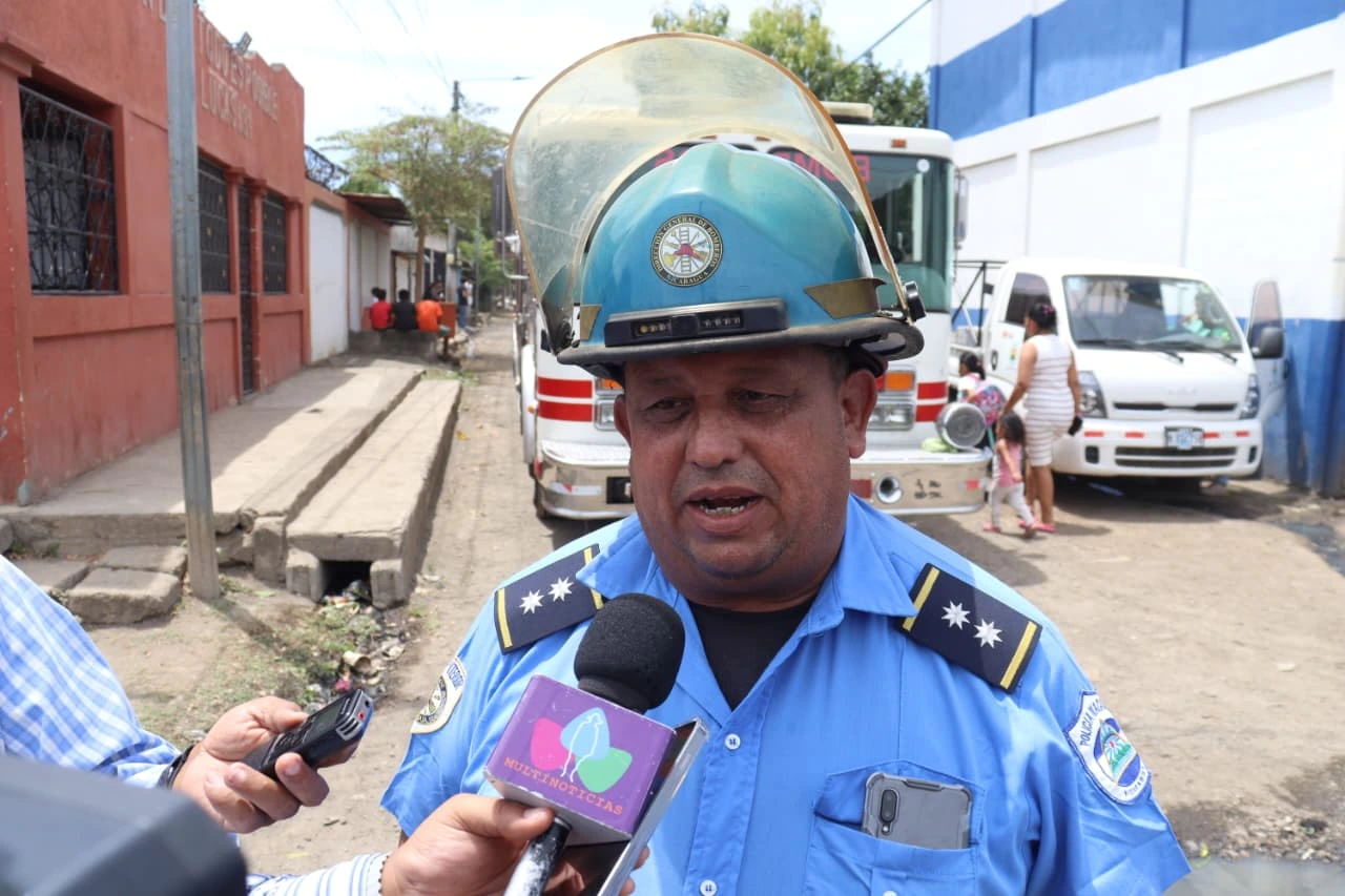 BOMBEROS6_6_11zon