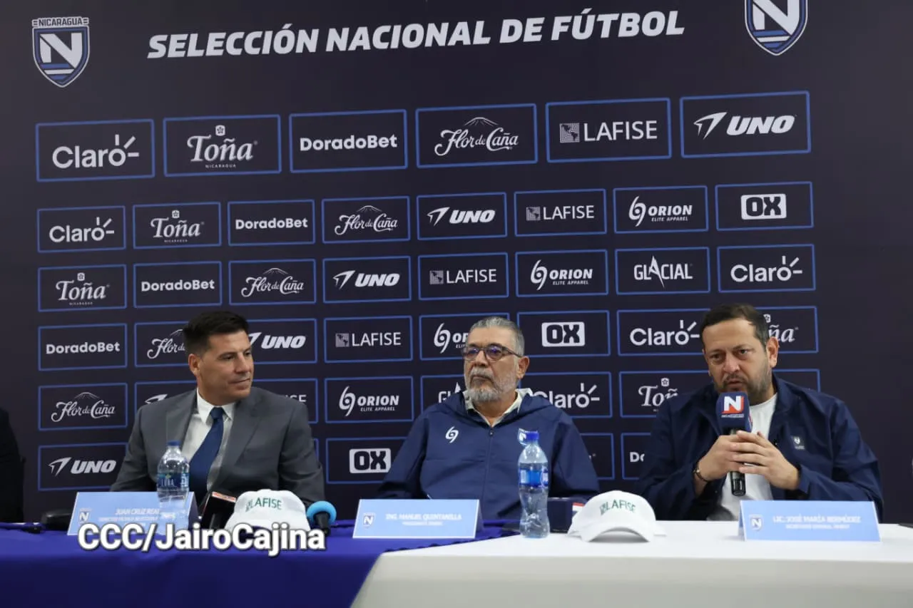 DT-Seleccion-nacional-de-futbol-19