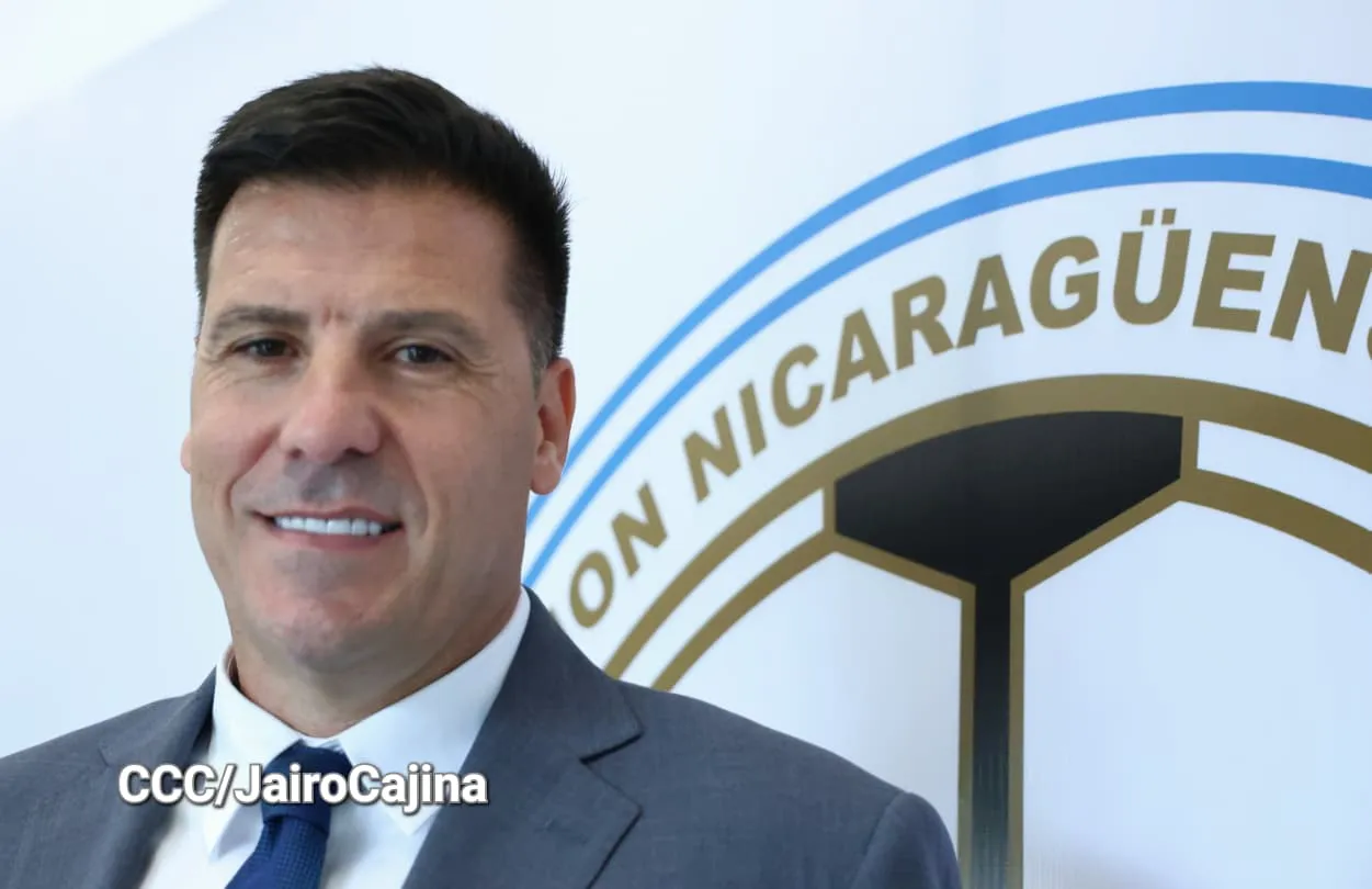 DT-Seleccion-nacional-de-futbol-20