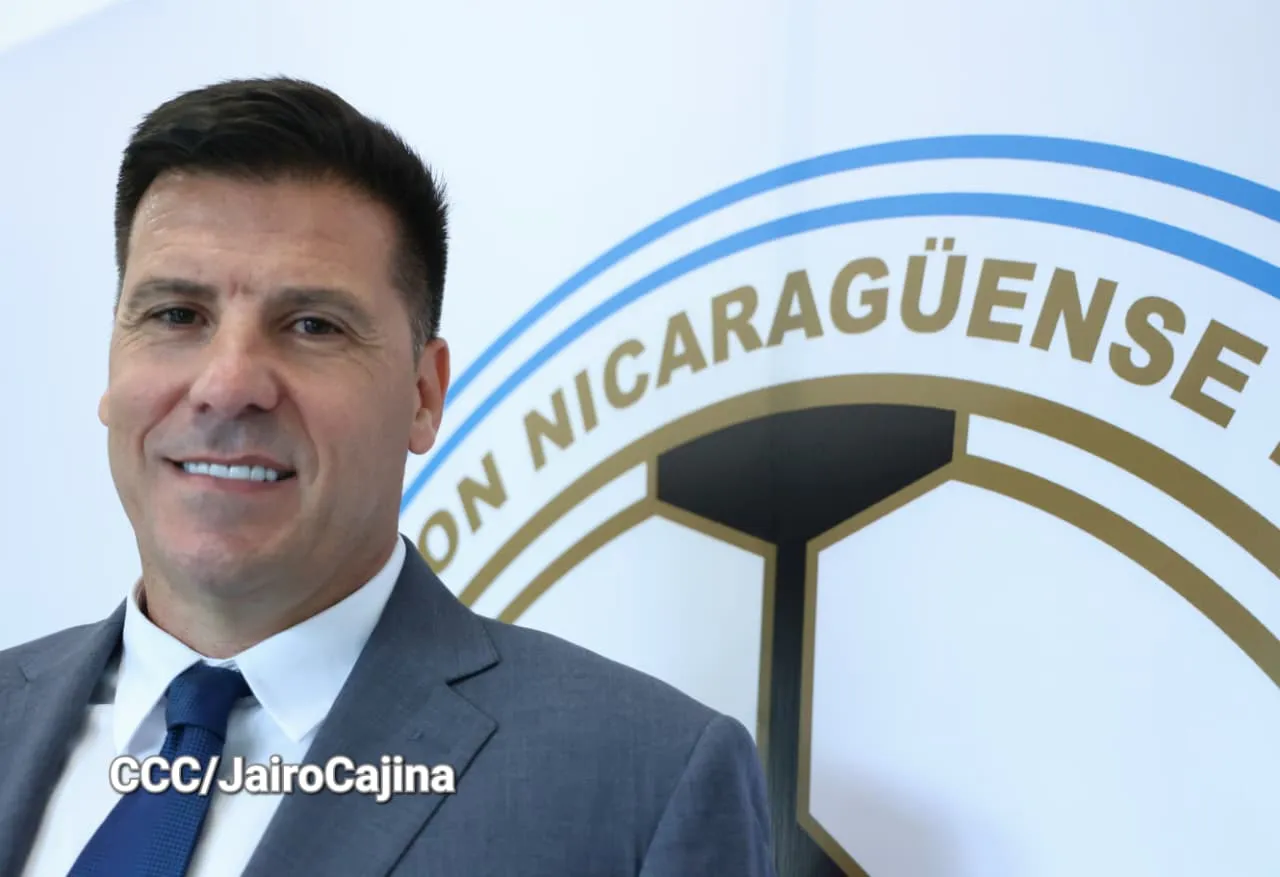 DT-Seleccion-nacional-de-futbol-21