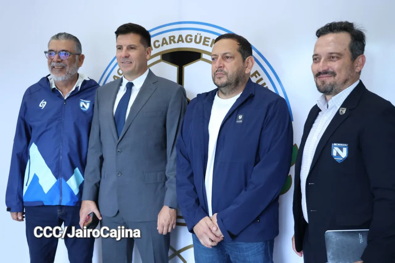 DT-Seleccion-nacional-de-futbol-22