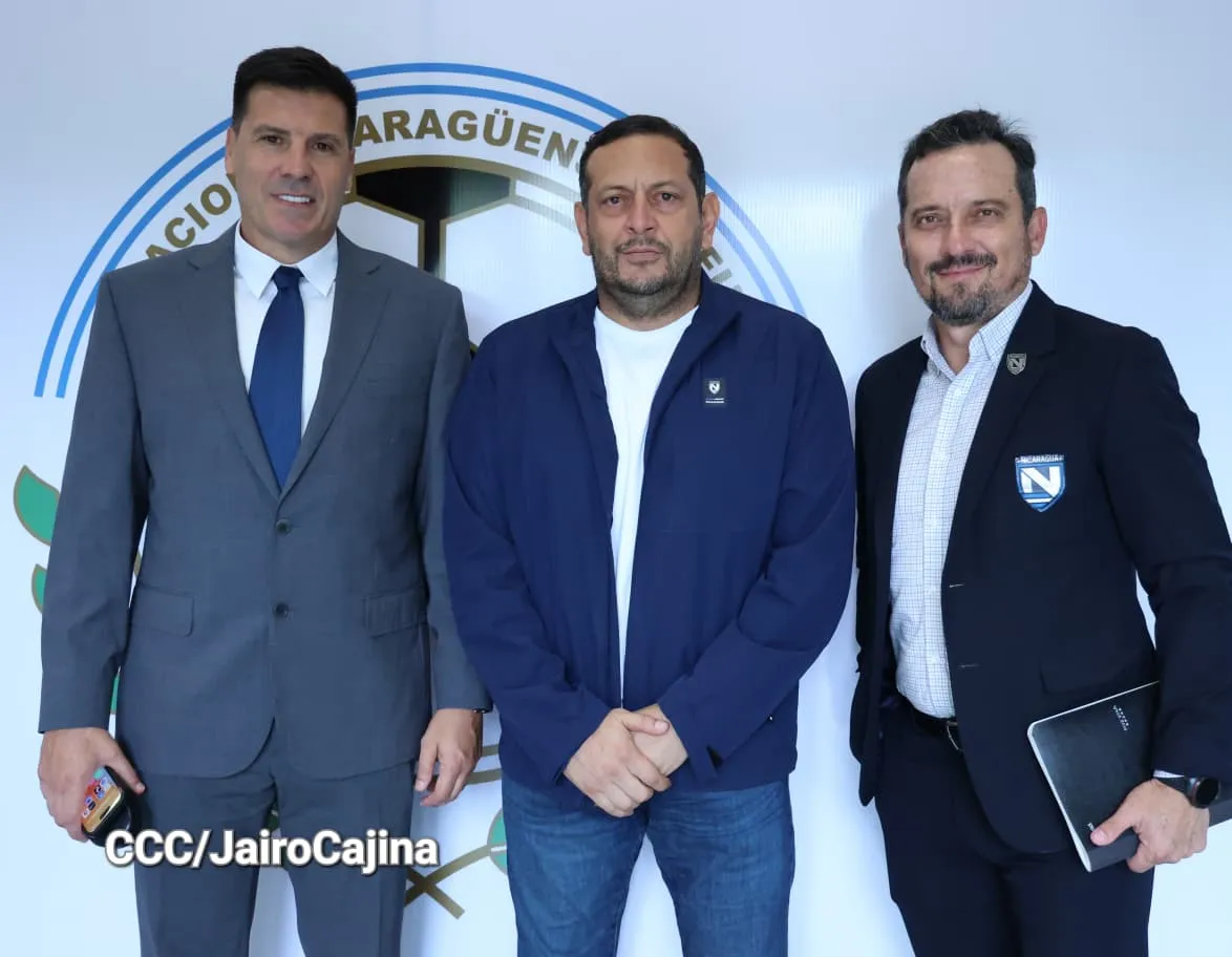 DT-Seleccion-nacional-de-futbol-27