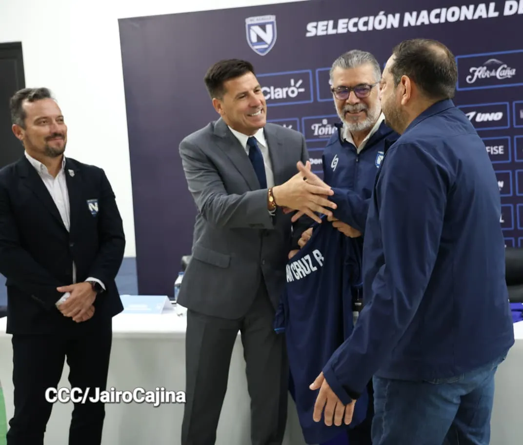 DT-Seleccion-nacional-de-futbol-8