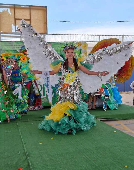 REINAS32