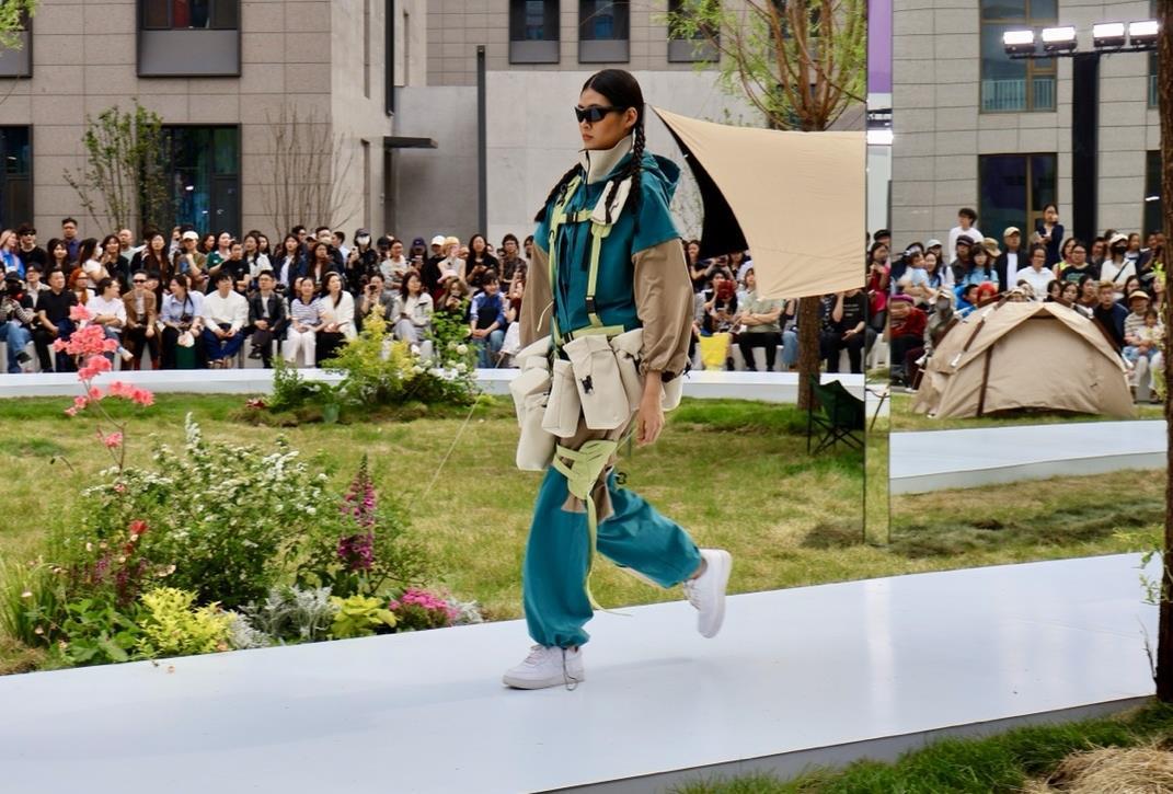 Emb--Nic--en-China--(5)