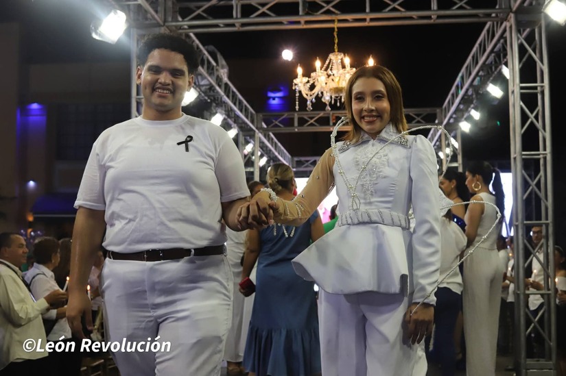 Leon-Arte-y-Moda--(2)