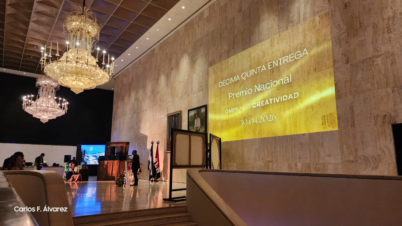 PREMIO8