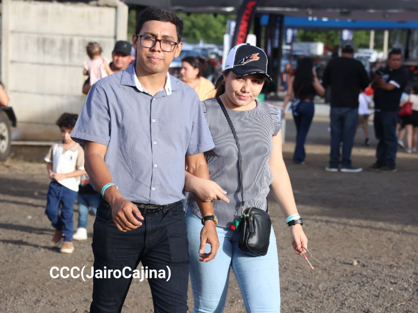 FERIA--(39)