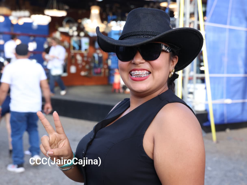 FERIA--(52)