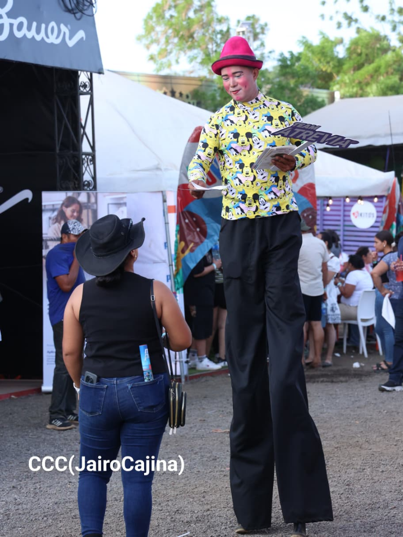 FERIA--(53)