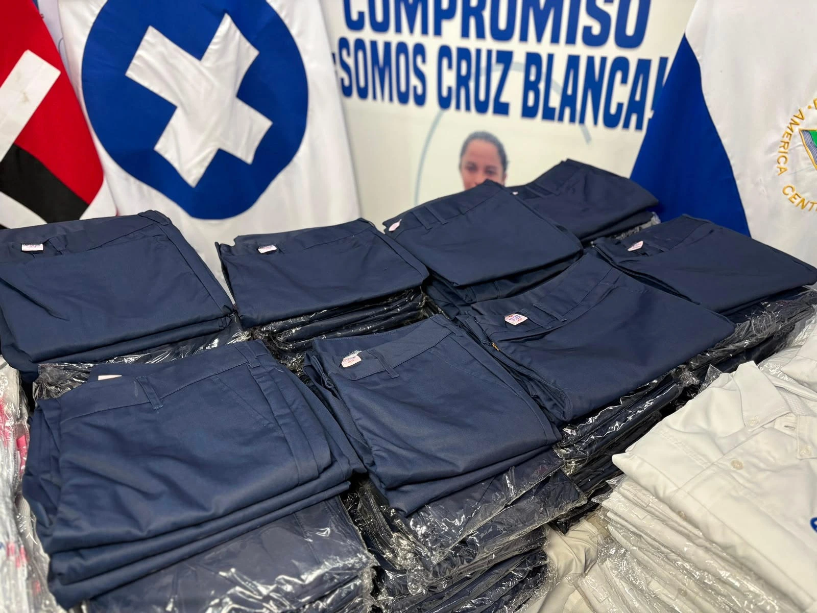 CRUZ-BLANCA13