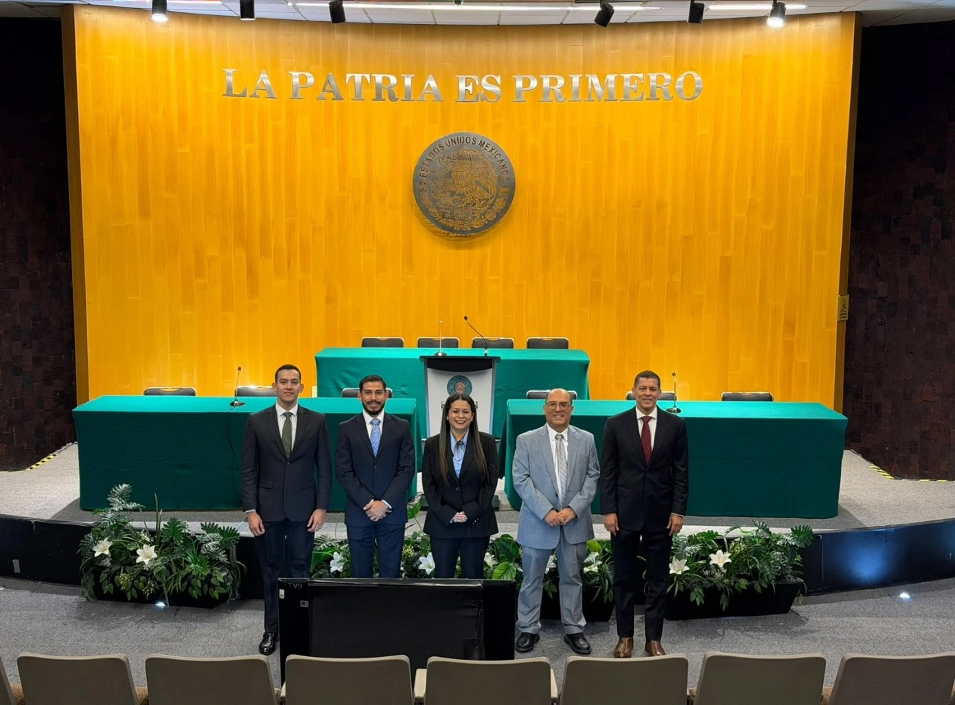PARLAMENTO4