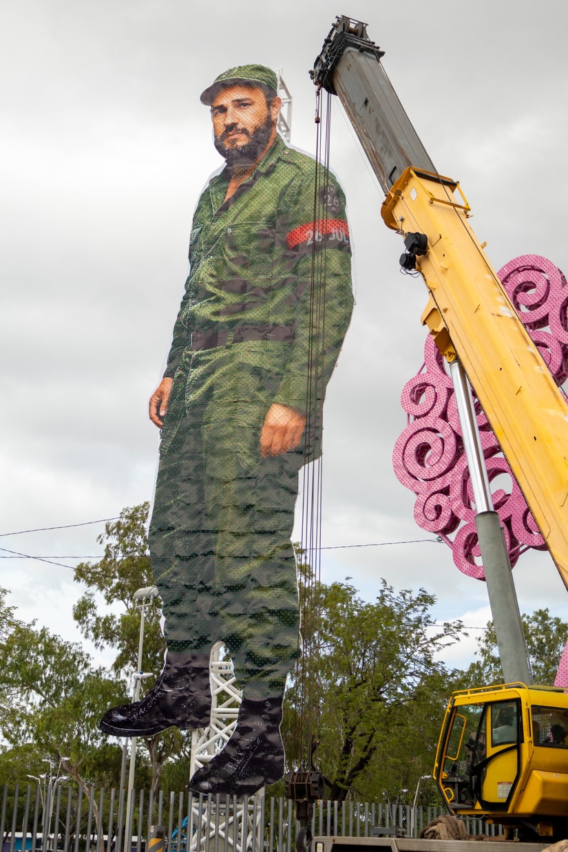 Fidel--(8)
