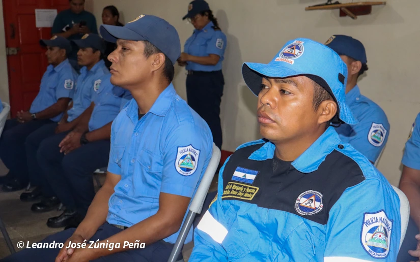 BOMBEROS12