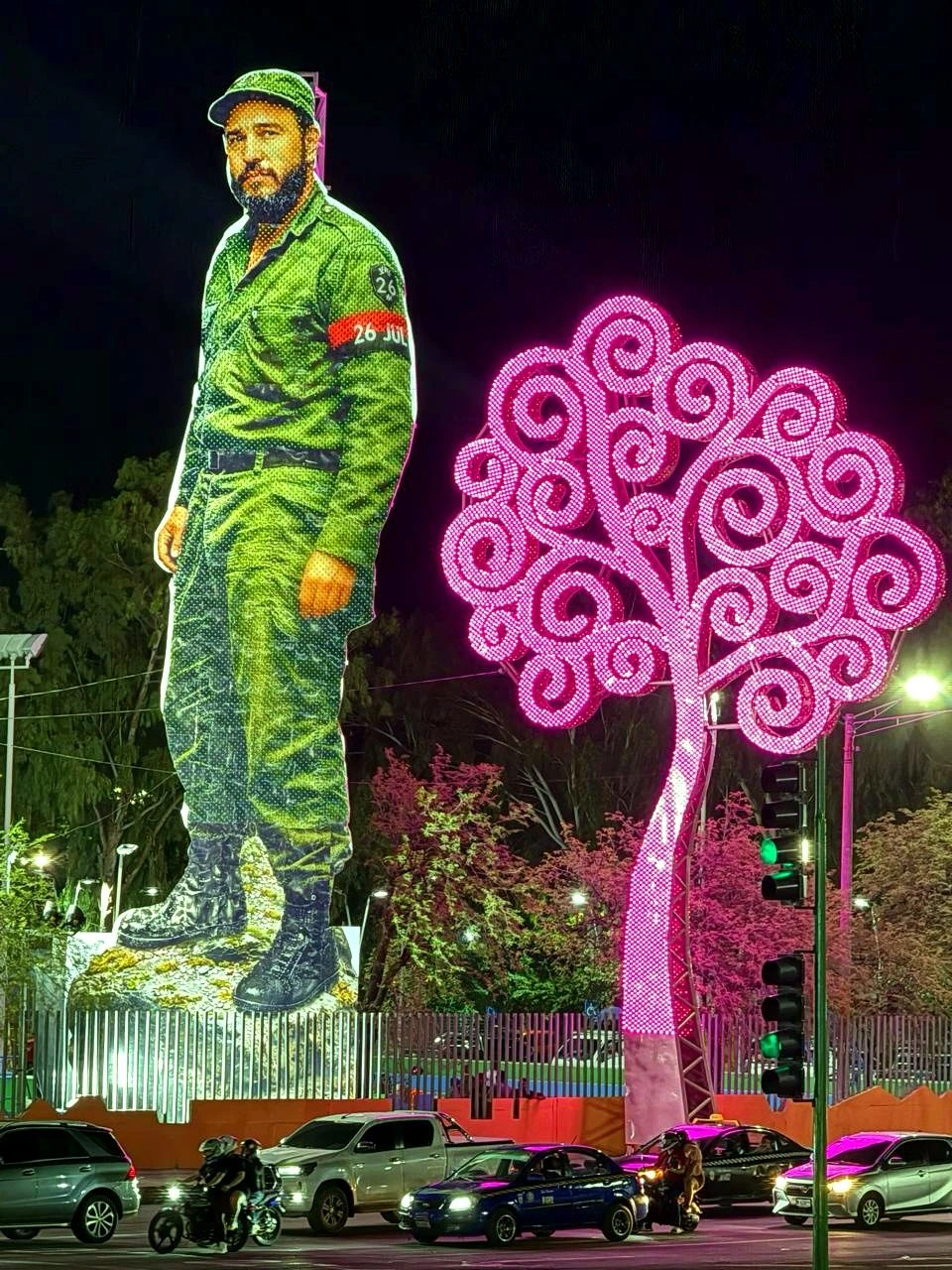 CASTRO2
