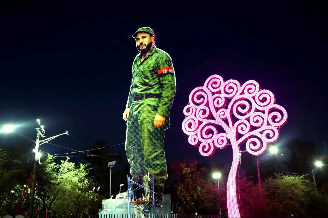 CASTRO50