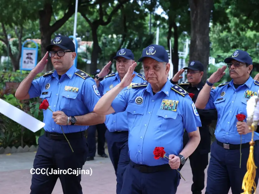 POLICIA-10