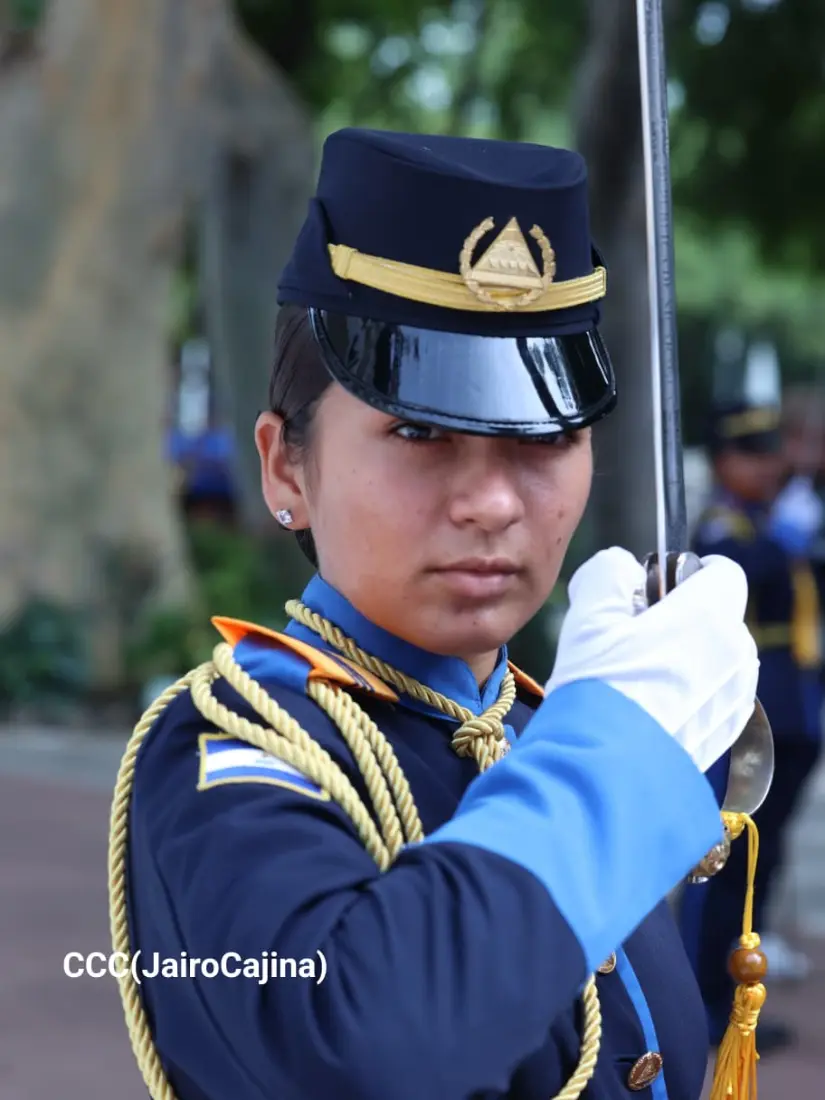 POLICIA-11