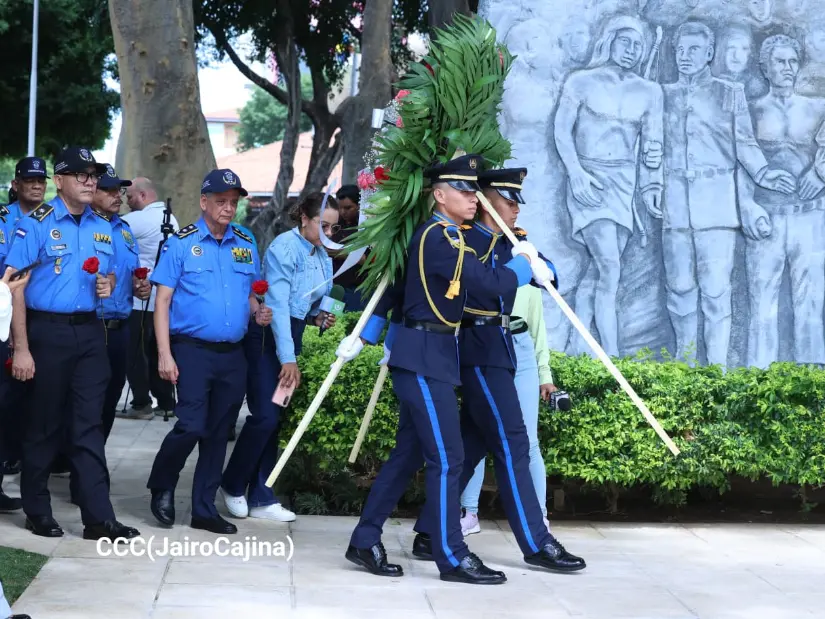 POLICIA-16