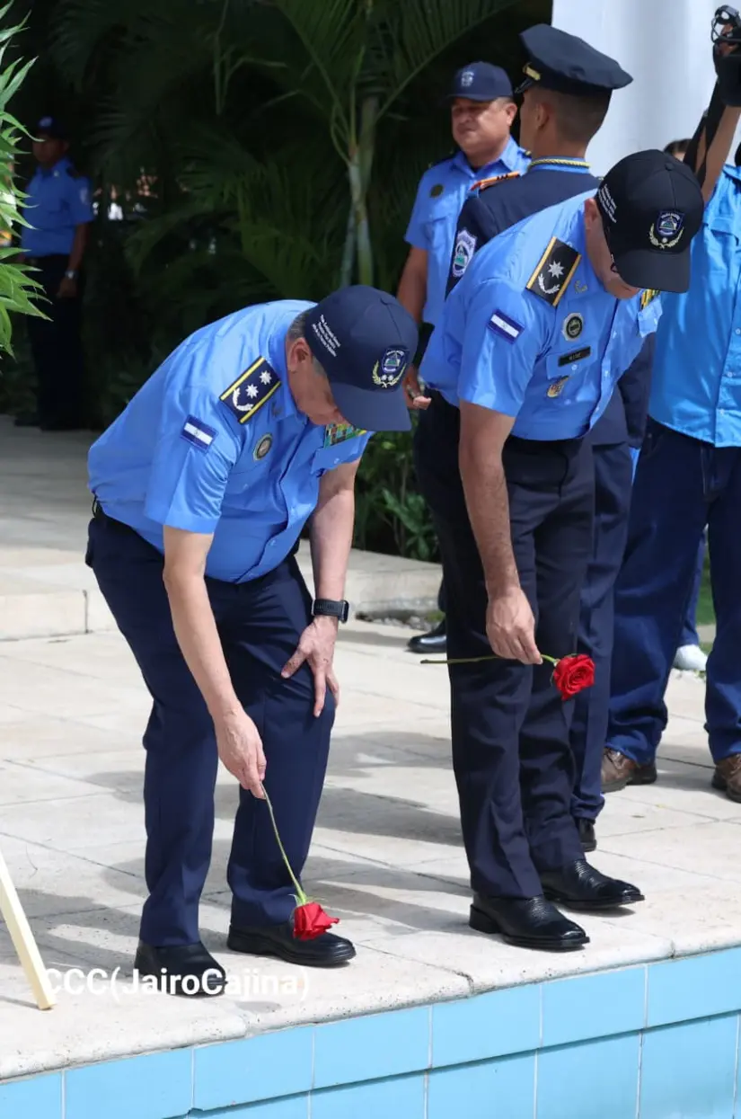 POLICIA-21