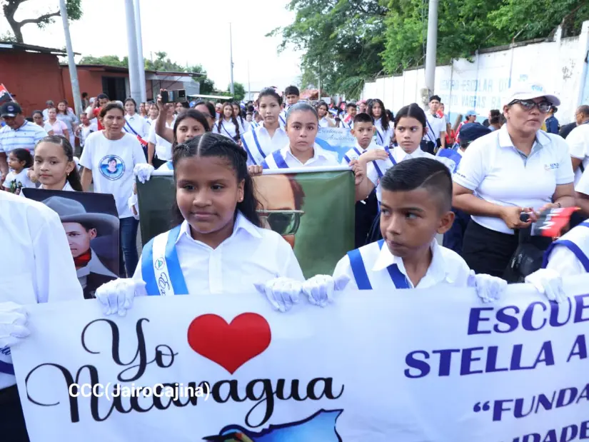 Desfile--(41)