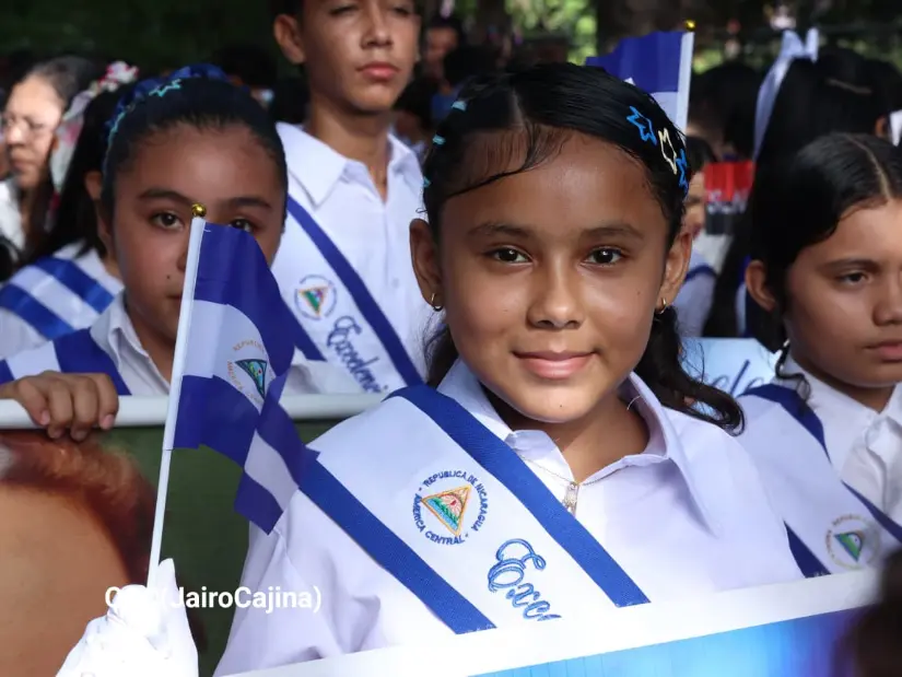 Desfile--(50)