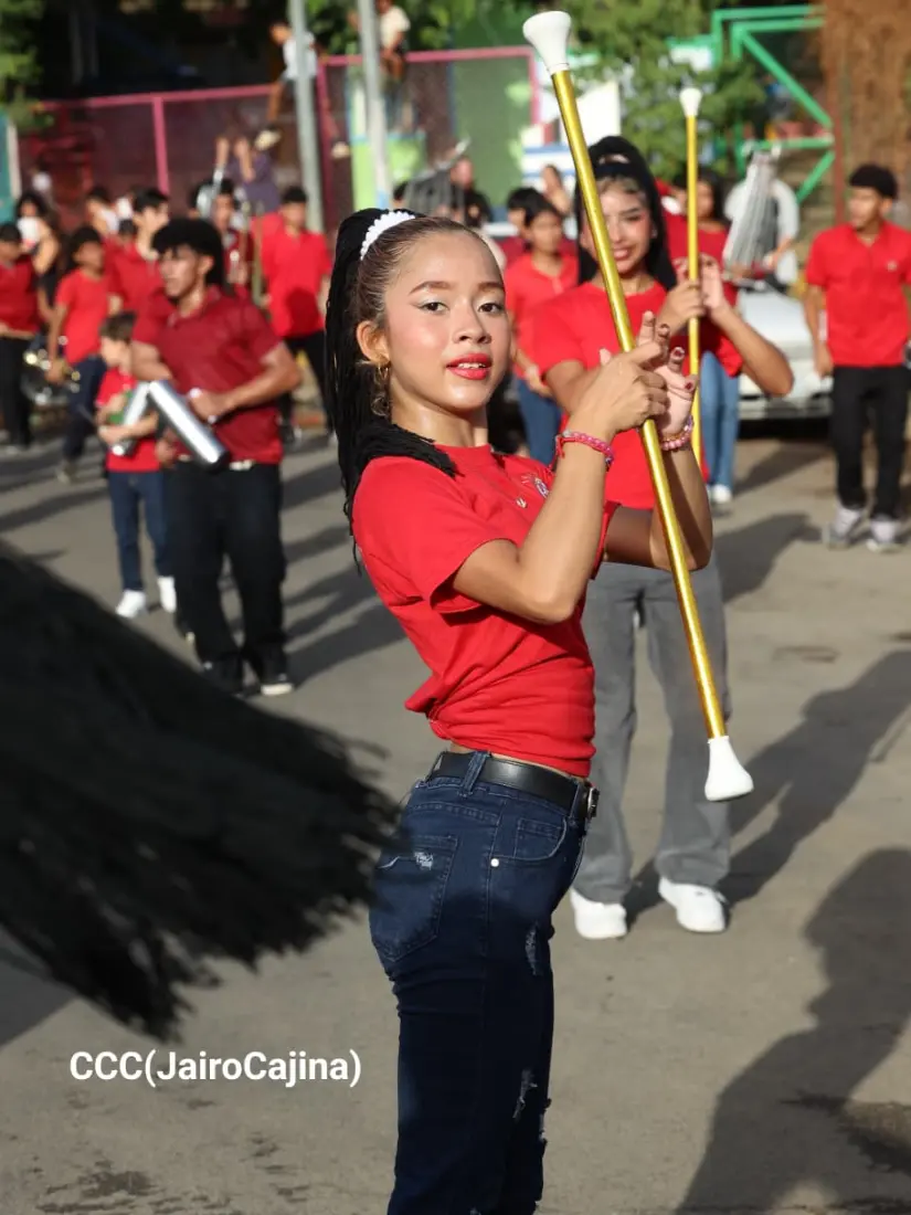 Desfile--(63)