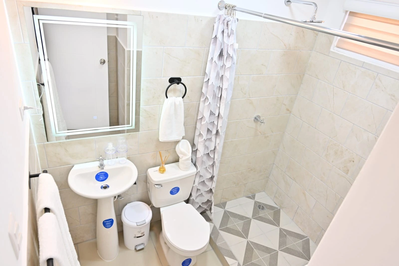 CASAS8