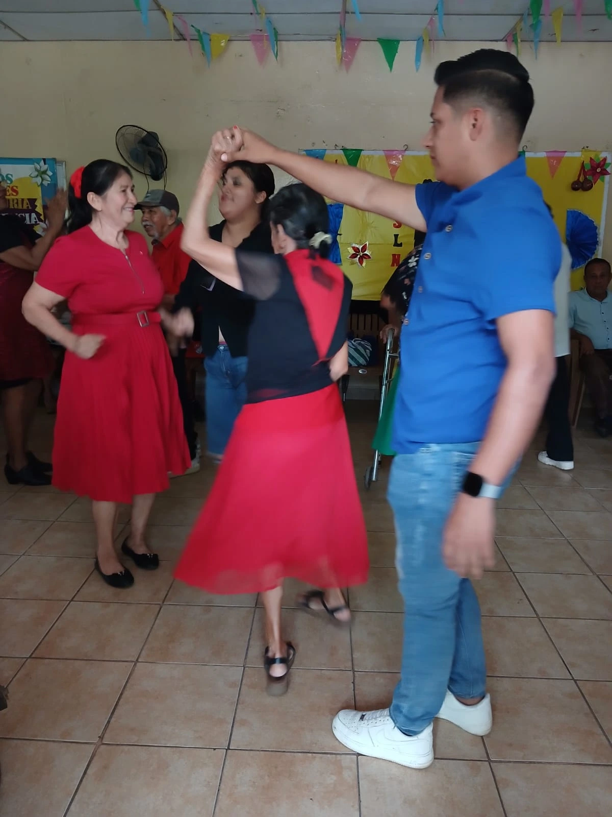 ADULTOS15