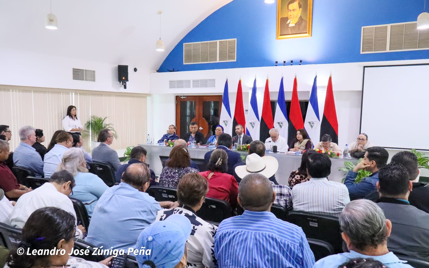 ASAMBLEA--(33)