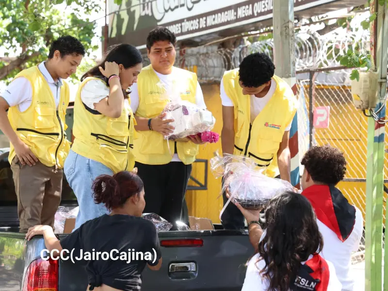JUVENTUD--(20)