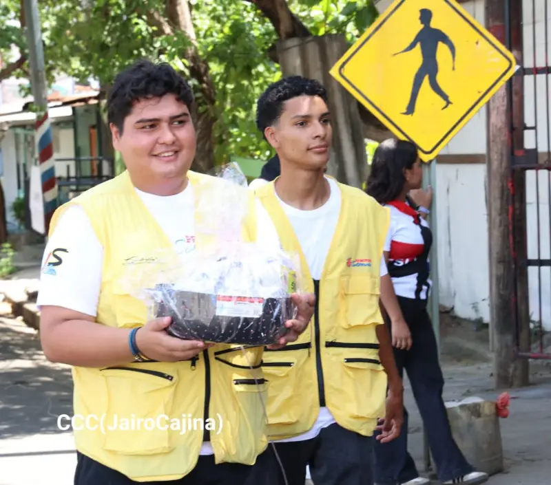 JUVENTUD--(69)