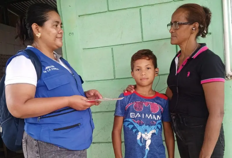 MIFAMILIA--(1)