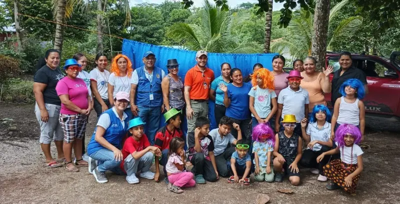 MIFAMILIA--(6)