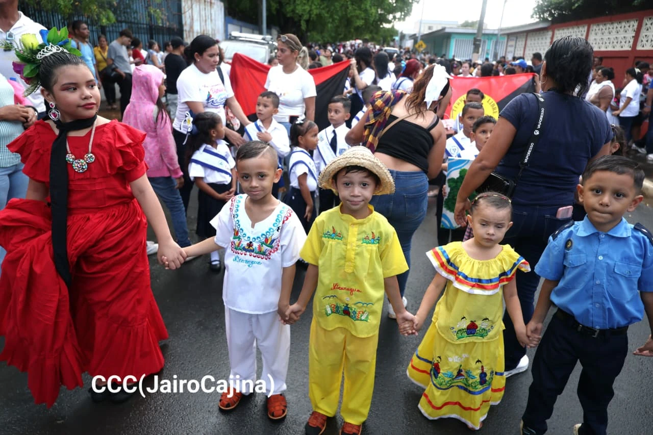 DESFILE-(6)